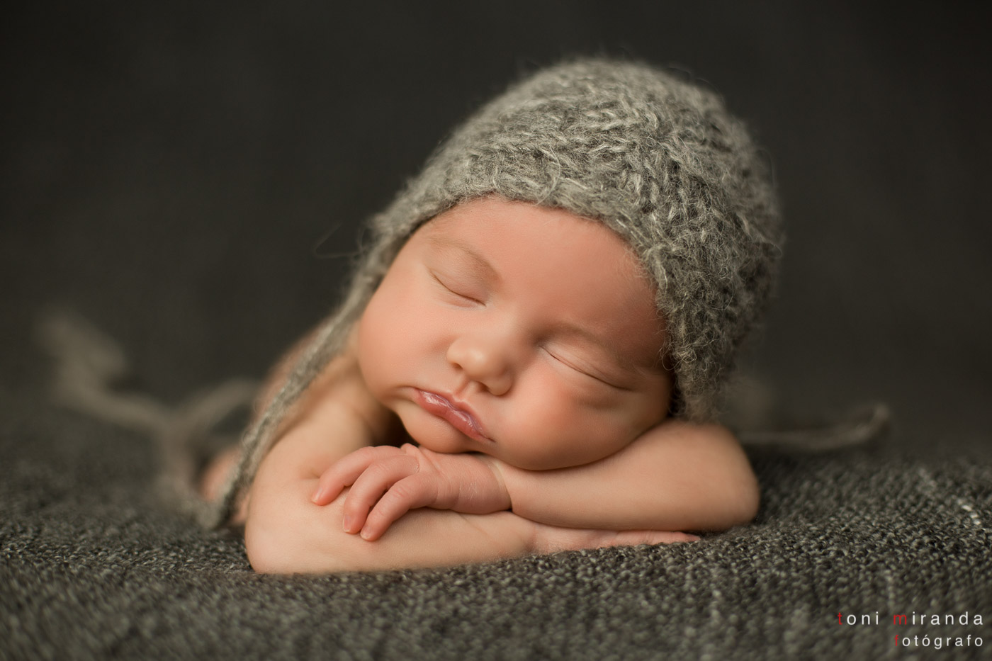 newborn en estudio de Alcoy
