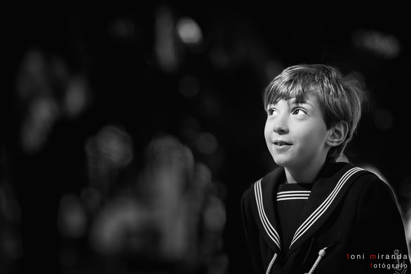 niño comunion en parque de alcoy