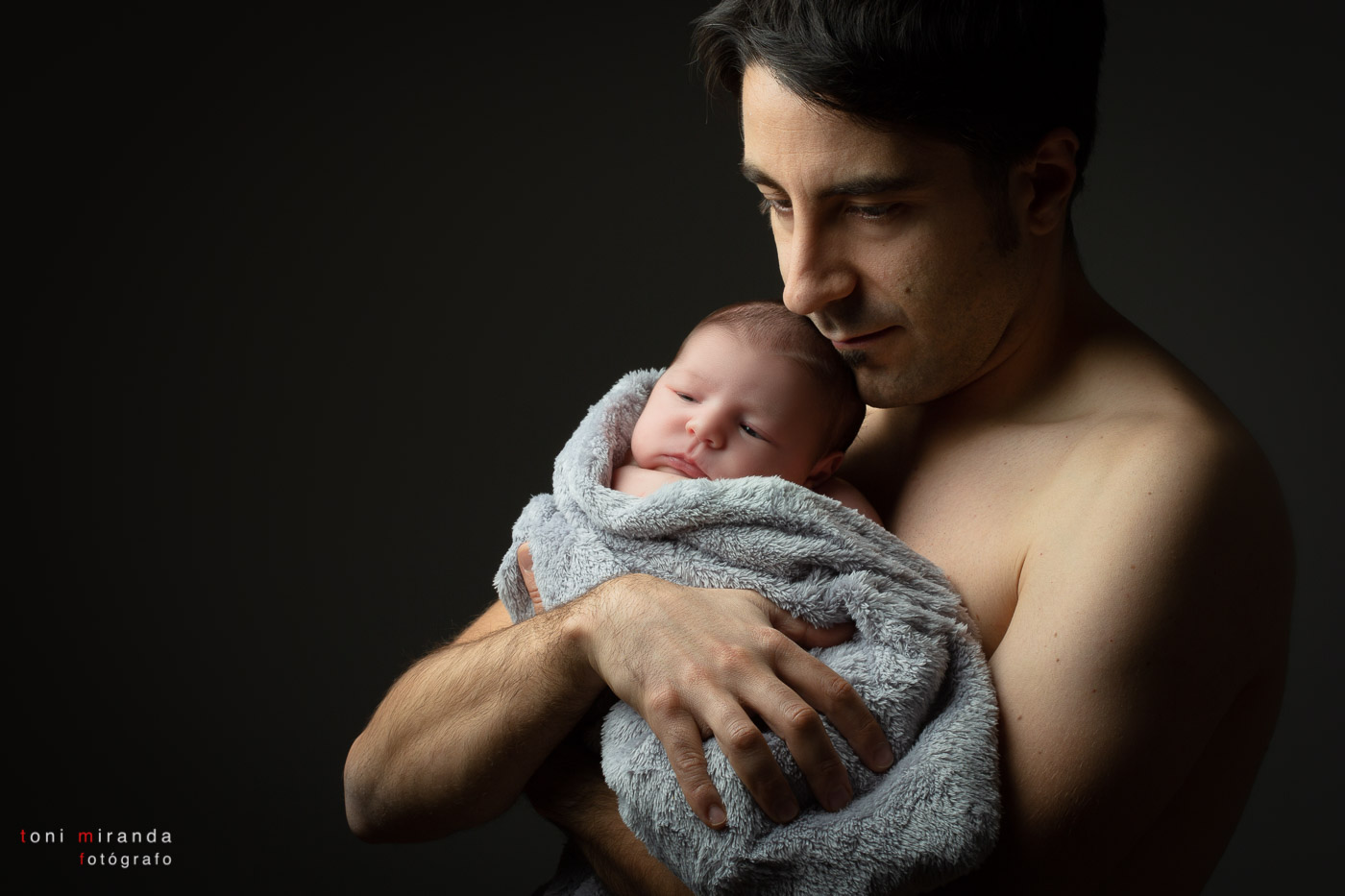 padre con bebe
